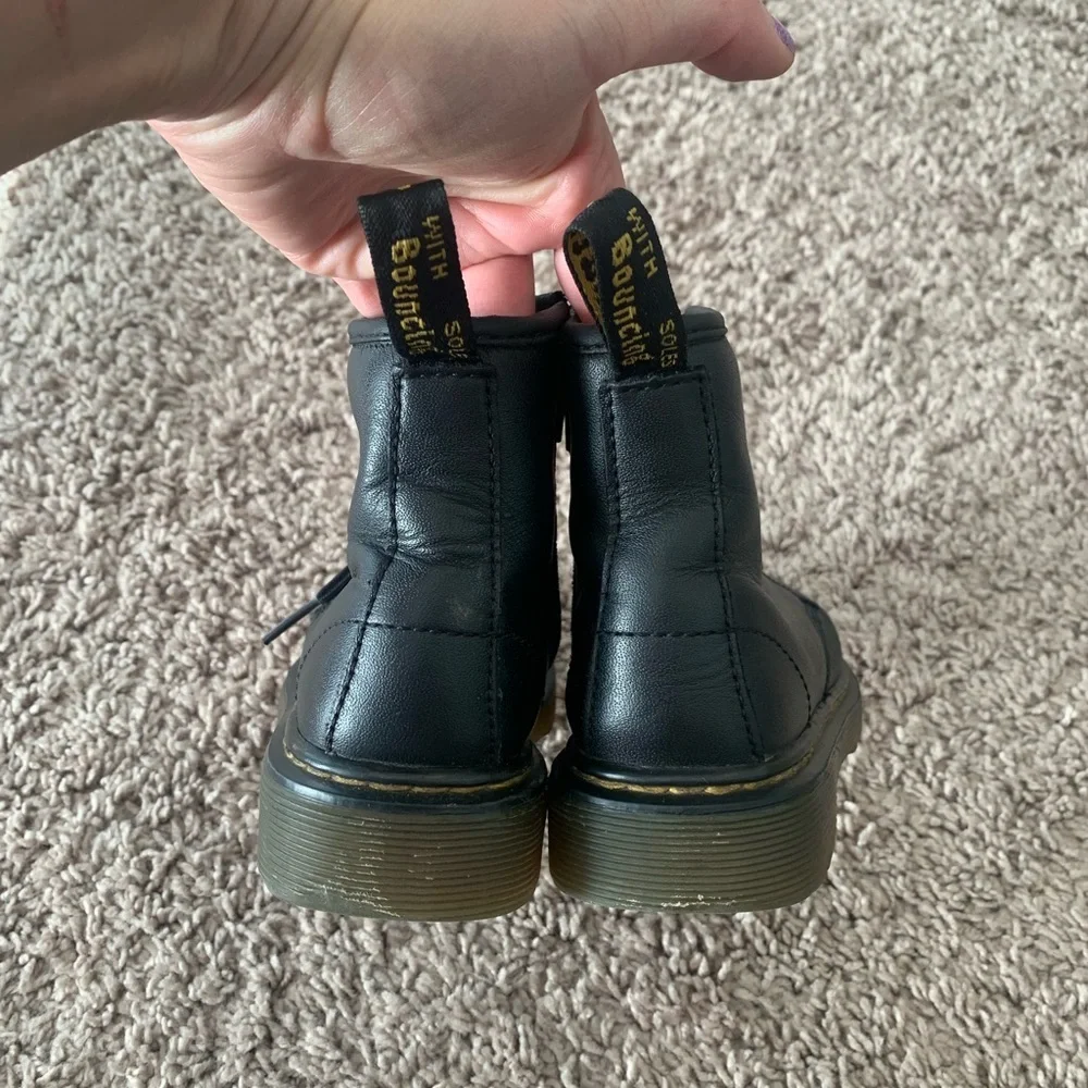 Dr Martens Pascal Moo Boots Black Leather Lace-Up Boots - Picture 11 of 16